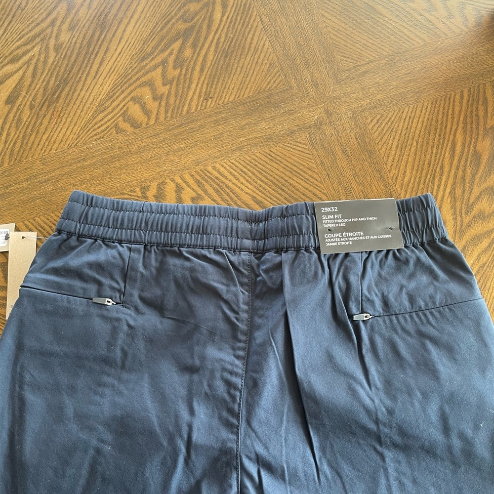 RW & CO Slim Fit Tapered Chinos | 29x32